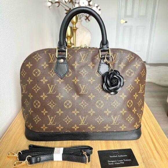 ✅AUTHENTIC✅LOUIS VUITTON ALMA PM - Picture 1 of 15